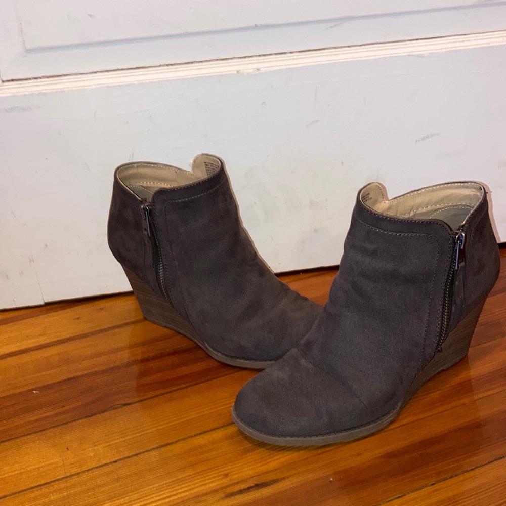 Brown zipper booties